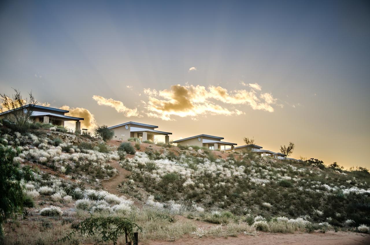 Kgalagadi Lodge Askham ภายนอก รูปภาพ