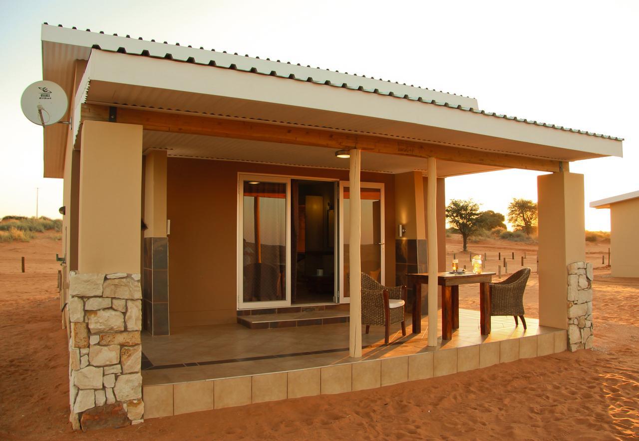 Kgalagadi Lodge Askham ภายนอก รูปภาพ