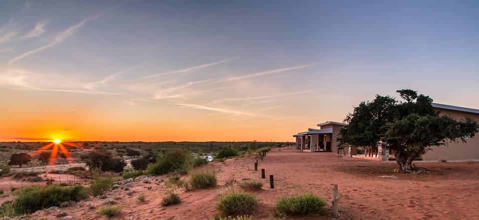 Kgalagadi Lodge Askham ภายนอก รูปภาพ